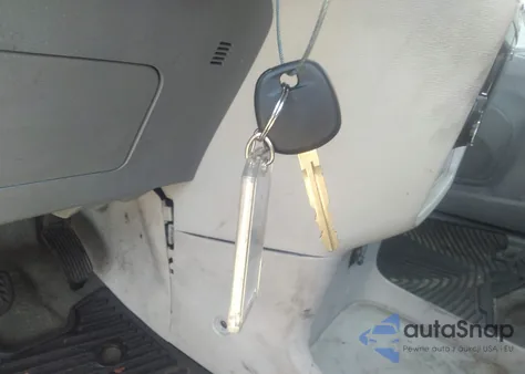 2014 Toyota Sienna Le V6 8 Passenger z USA, uszkodzony, nr VIN 5TDKK3DCXES475099